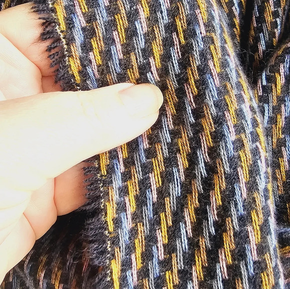 True North Acrylic Soft Fringe Scarf one size - Picture 5 of 5